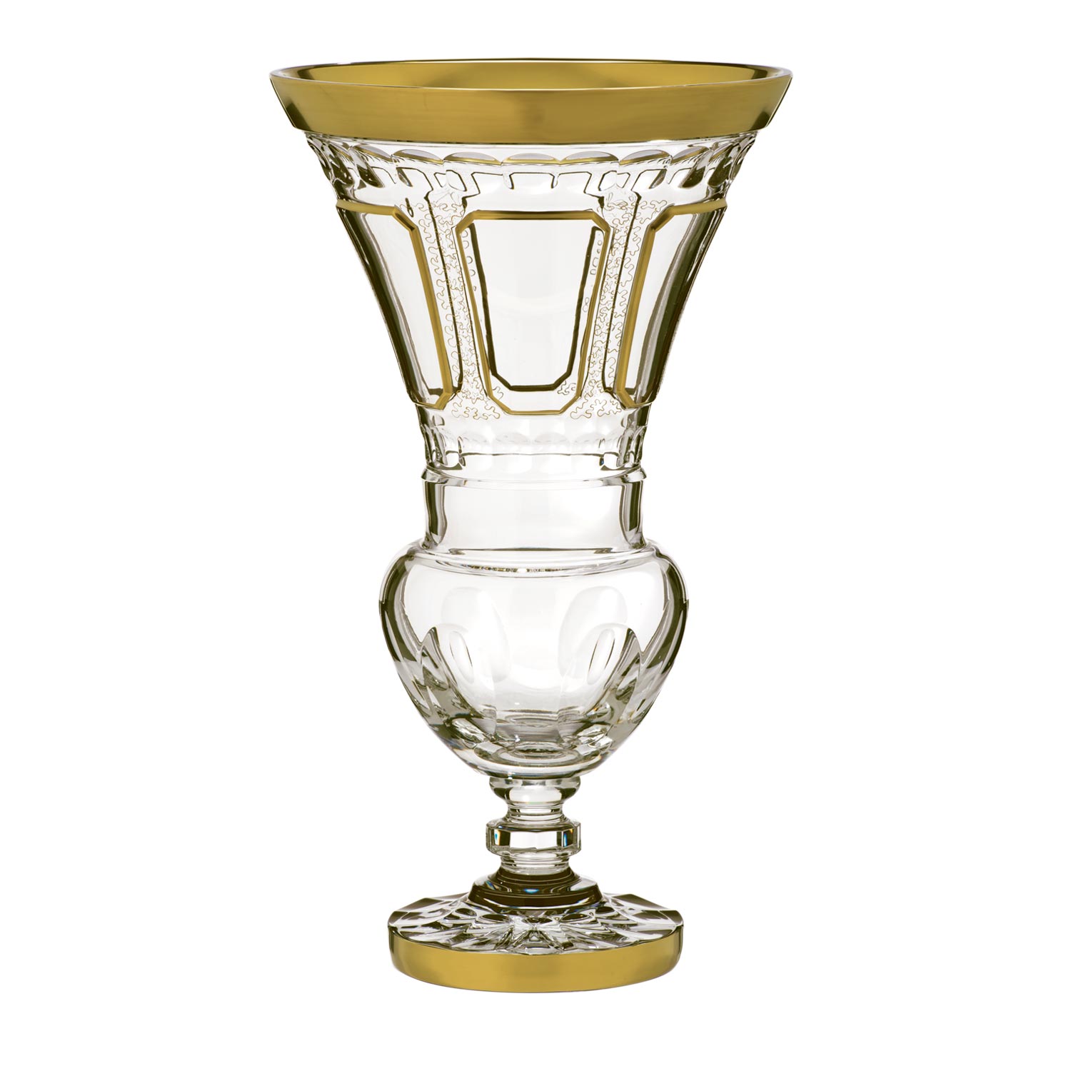Transparent crystal vase by ARNSTADT KRISTALL, with a gold border at the top and on the base. The upper section features gold-bordered geometric facets and engravings. The bulbous middle section is cut and elegant.